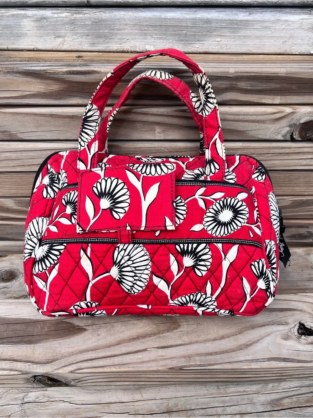•Vera Bradley Red Floral Quilted Cosmetic Organizer EUC!